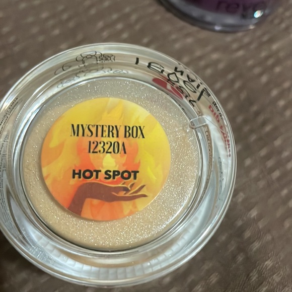 2 revel nail dip powders - Picture 3 of 7